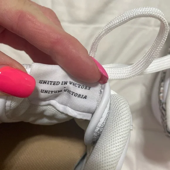 Like new Nike Air Force 1 Low United in Victory White - Picture 11 of 16